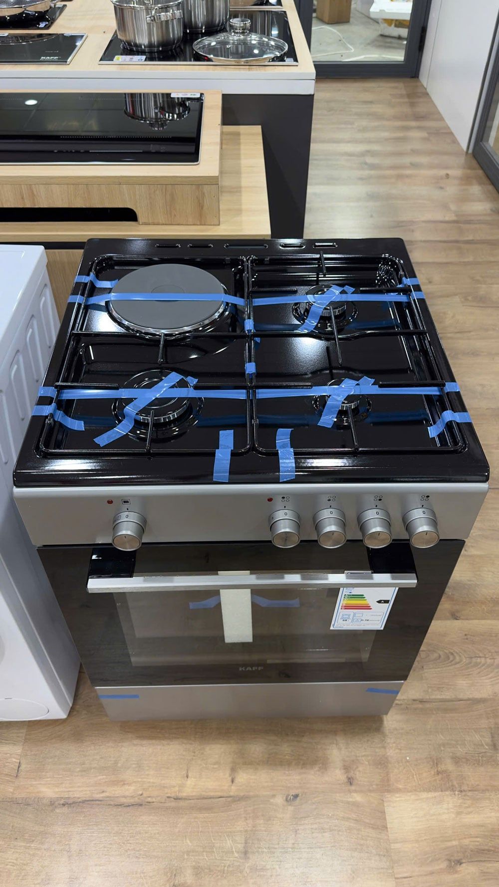 Mặt bếp Kaff KF-FRT6604GAC 3 gas 1 điện