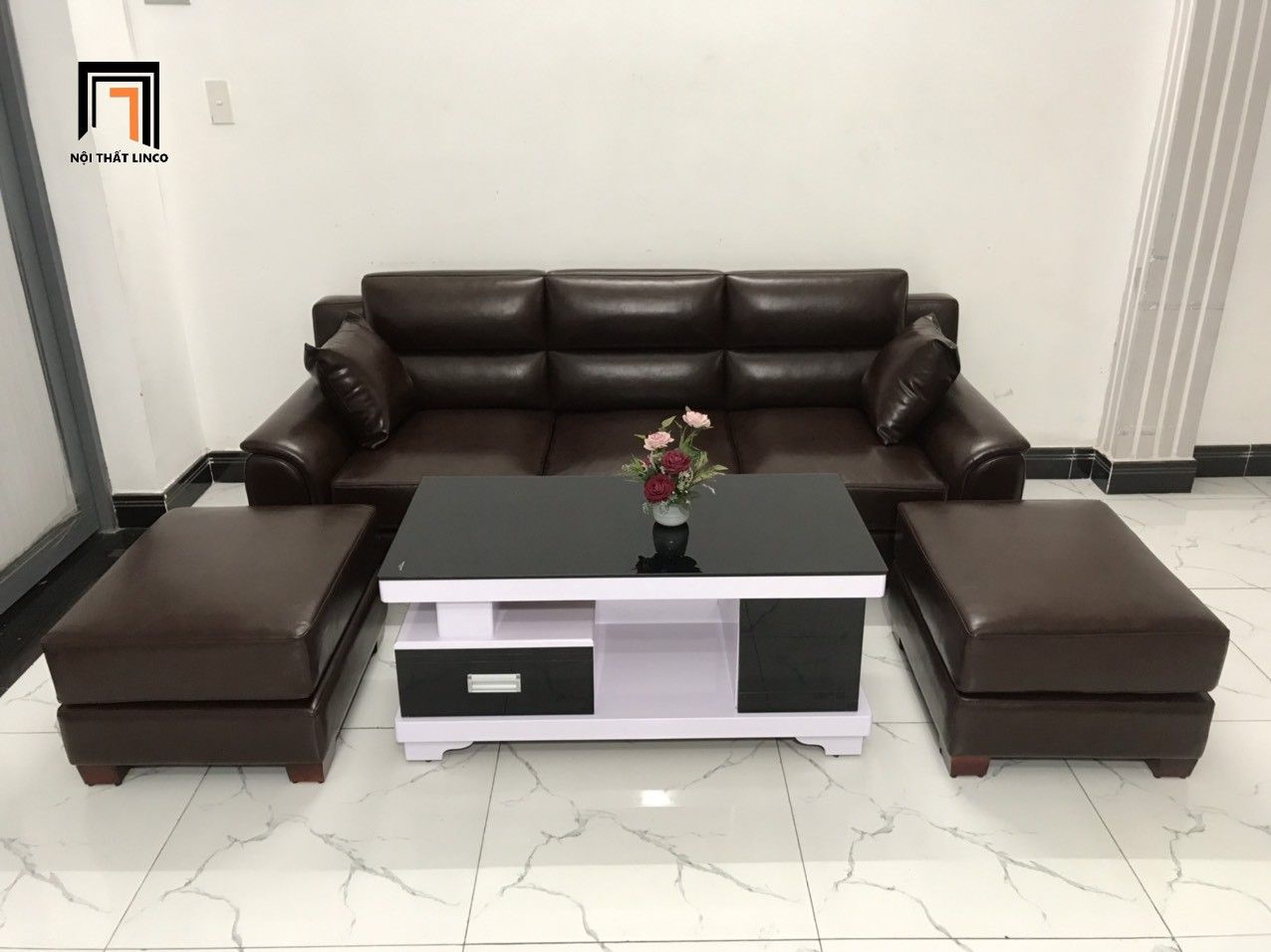  Ghế sofa băng sang trọng 2m2 BT99 Pali da Pu bóng nâu đậm 