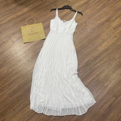 ĐẦM TAYLOR TRẮNG 2 DÂY XẾP LY