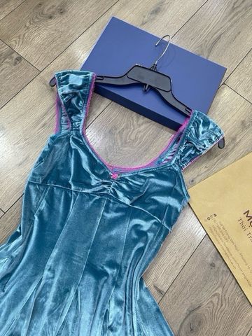 ĐẦM FREE PEOPLE  NHUNG XANH