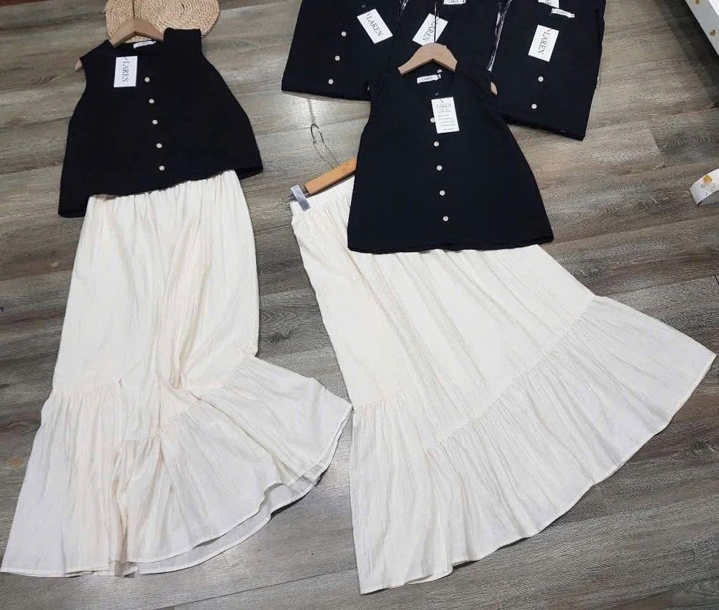 SET  LAREN VÁY TRẮNG VÀ ÁO ĐEN