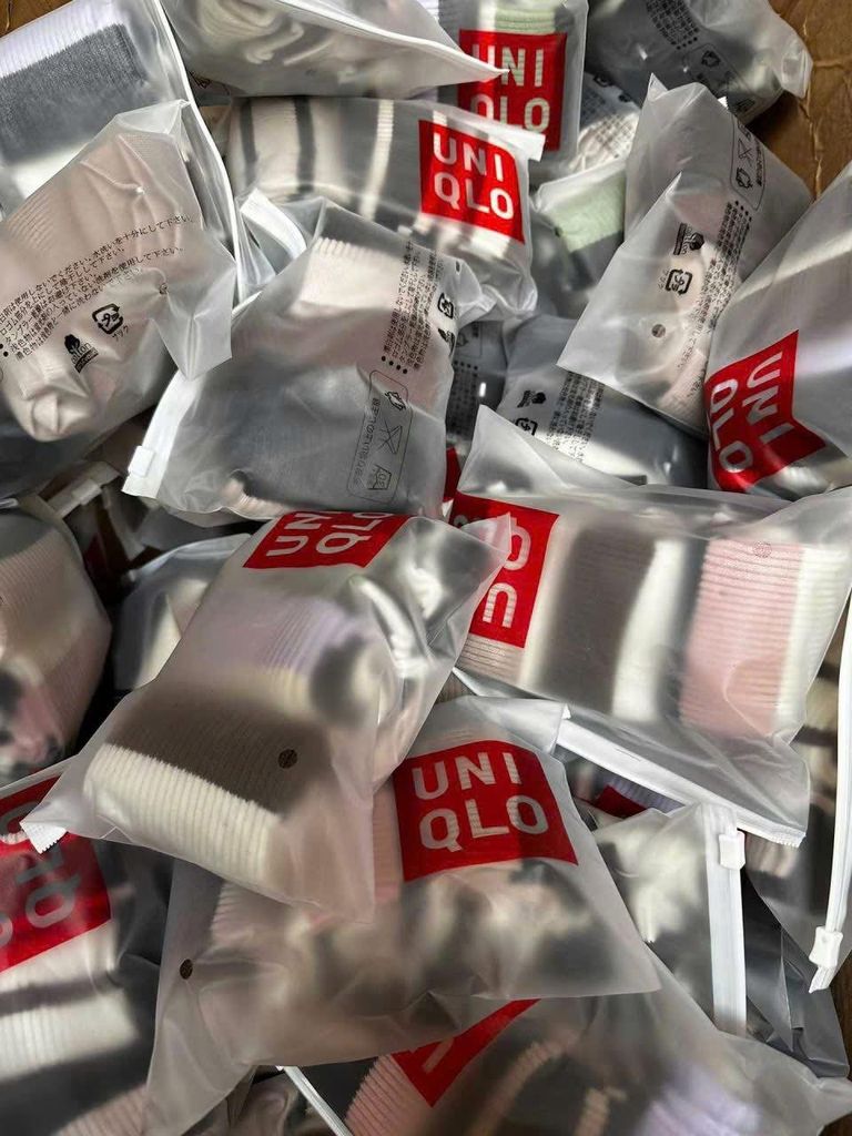 SET VỚ UNIQLO 3 MÀU