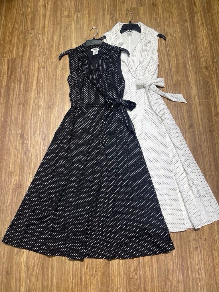 ĐẦM DKNY CHẤM BI CỔ VEST