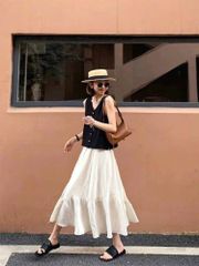 SET  LAREN VÁY TRẮNG VÀ ÁO ĐEN