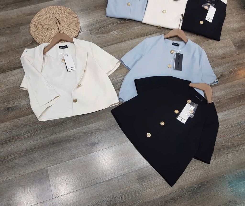 ÁO VERO MODA NÚT VÀNG