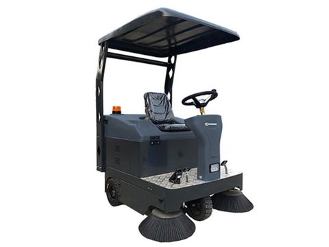Xe quét rác ngồi lái Kumisai KMS-1400E