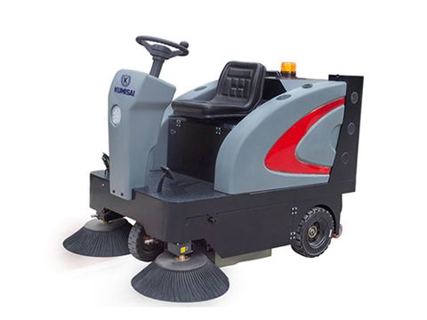 Xe quét rác ngồi lái nhà xưởng Kumisai KMS-1350E
