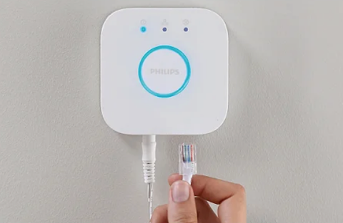 Bộ điều khiển trung tâm Philips Hue Bridge cho hệ thống đèn led