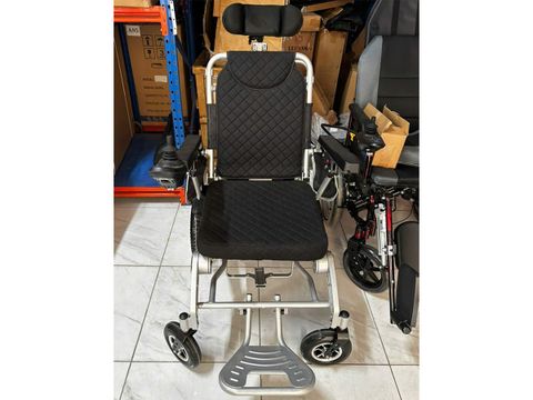 Xe lăn điện siêu gọn Tama SM6000-DE