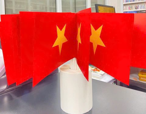 Cờ cầm tay 12.5x20.5cm