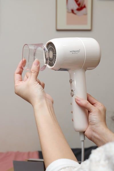 MÁY SẤY TÓC ION ÂM 2 CHIỀU NÓNG LẠNH KAIYO, MODEL KHD-418