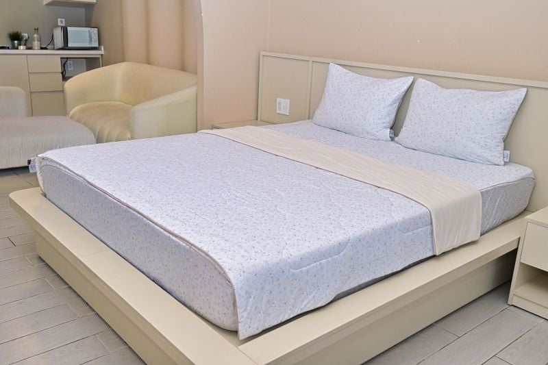 CHĂN LẠNH HOẠ TIẾT HOA ICE-COOL KAIYO 1M8*2M MẪU HOA MỚI