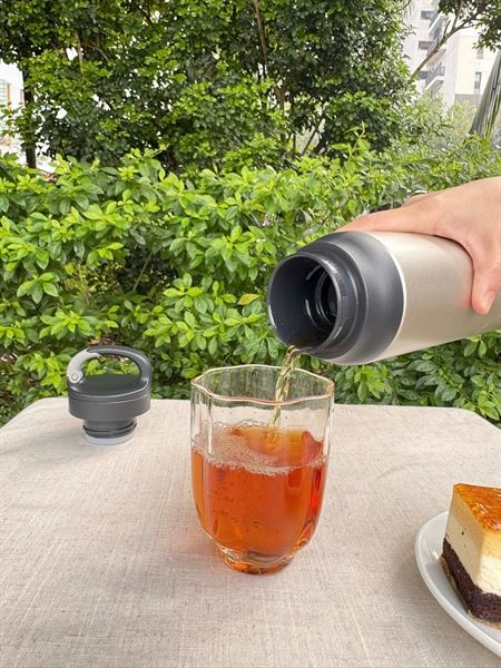 Bình giữ nhiệt chân không inox 304 Kaiyo 800ml có móc treo