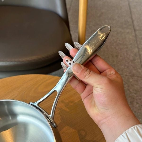 QUÁNH INOX QUẢ TÁO OYATTON