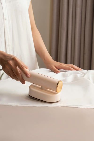 Bàn ủi hơi nước nhỏ gọn Kailer