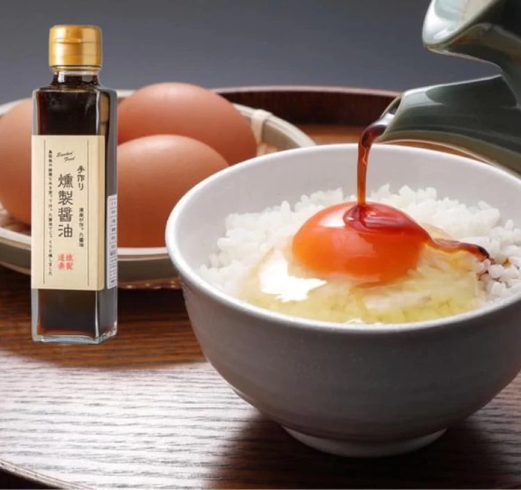 Nước Tương Vị Xông Khói「燻製醤油」