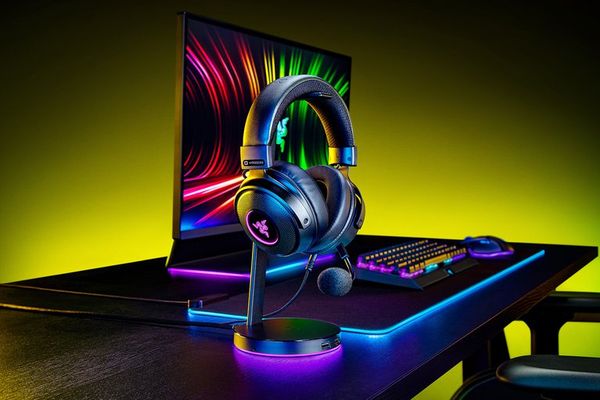 Tai nghe có dây có khung choàng đầu Razer Kraken V3 HyperSense