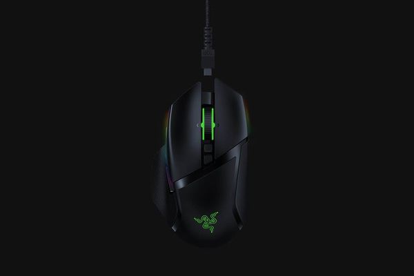 Chuột vi tính Razer Basilisk Ultimate with Charging Dock