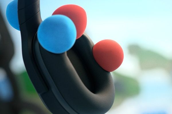 Tai nghe có khung choàng đầu kết hợp không dây Razer Barracuda X