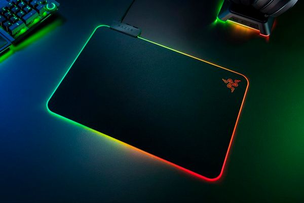 Tấm lót chuột Razer Firefly V2  - Hard Surface Mat