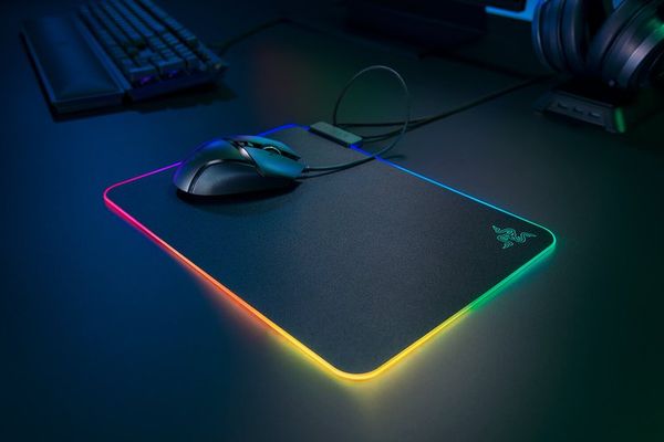 Tấm lót chuột Razer Firefly V2  - Hard Surface Mat