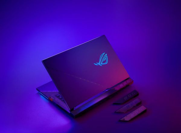 Gaming Laptop Asus ROG Strix SCAR 15 G533 G533ZM-LN013W
