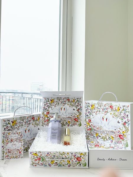 Hộp quà thiên nga 1 dầu hấp 1 dầu dưỡng