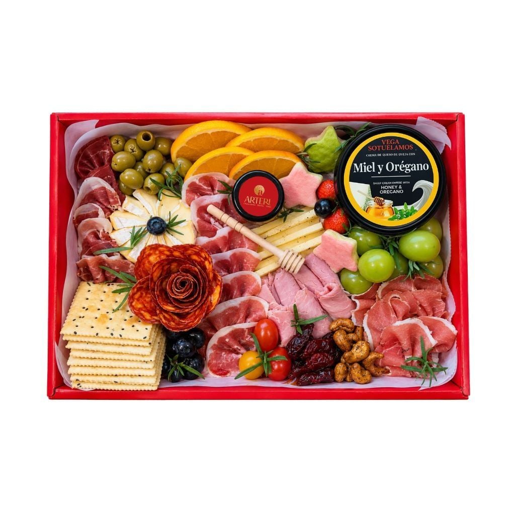 Premium Charcuterie Board - Cold Cuts Chuẩn Âu Cao Cấp