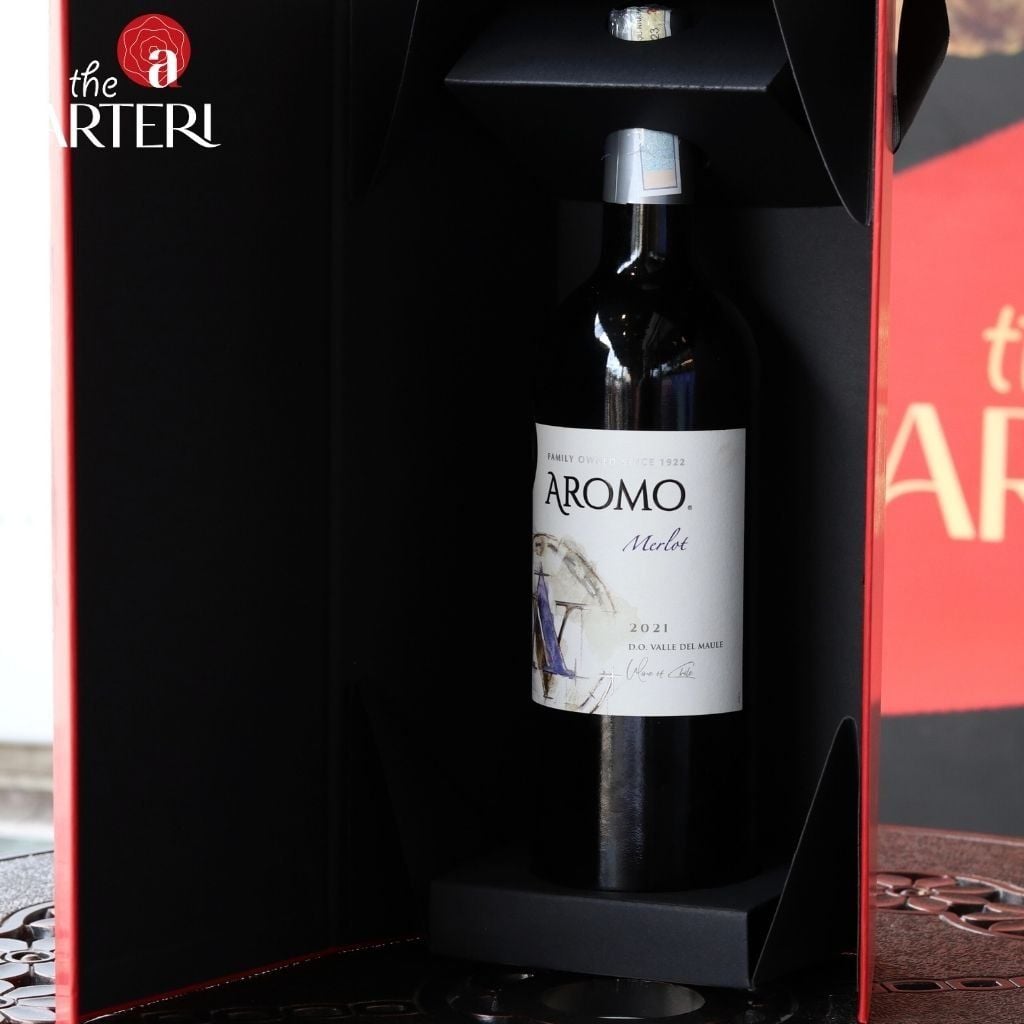 Hộp Quà Rượu Vang Đỏ Chile Viña Aromo Happy Wine - Happy Life