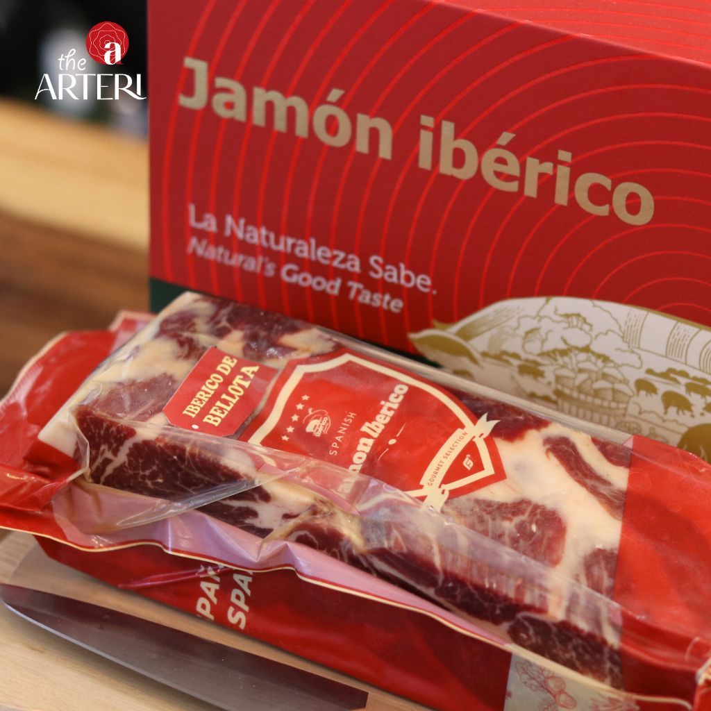 Hộp Quà 1kg Đùi Sau Heo Muối Iberico Bellota Không Xương 36 Tháng DeRaza