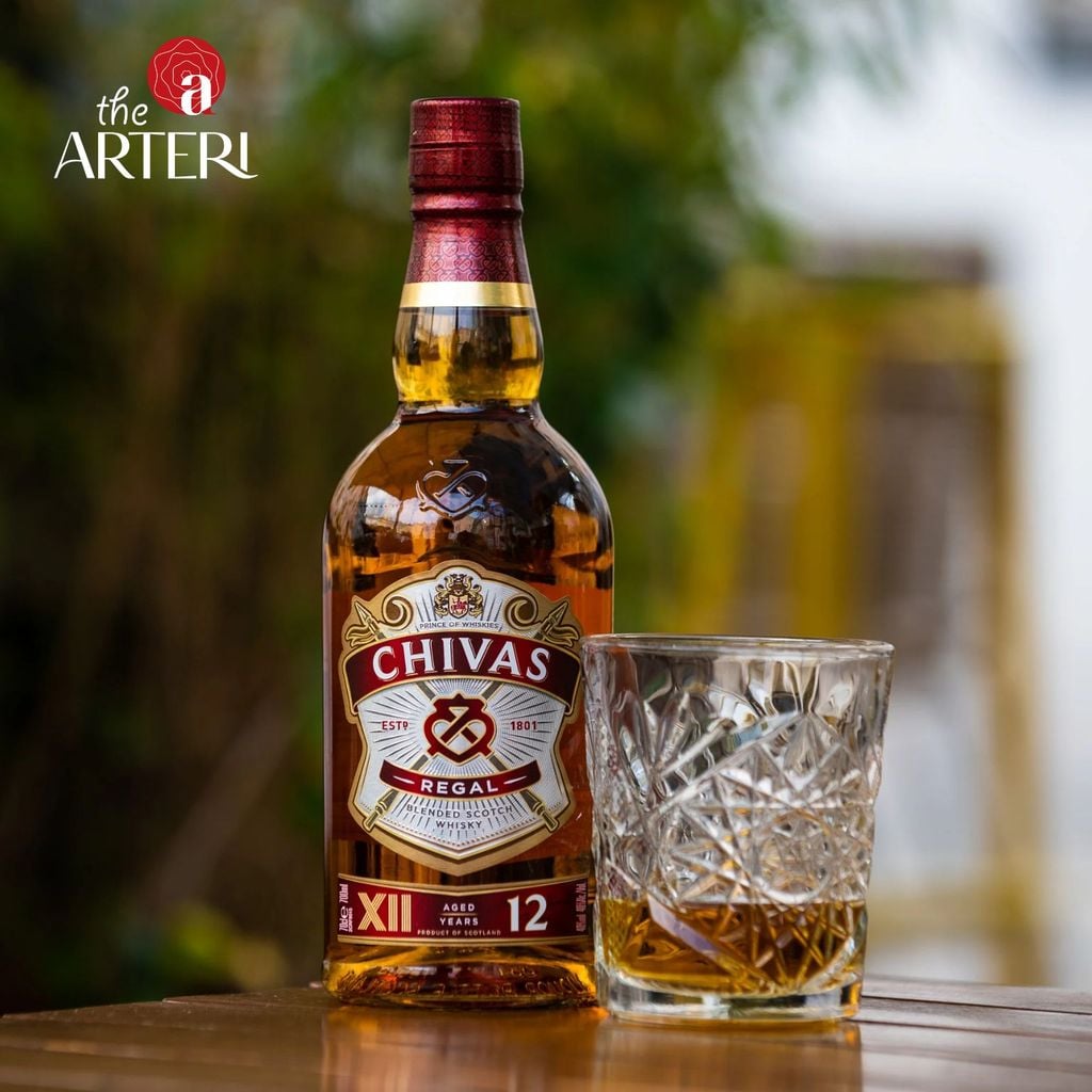 Rượu Whisky Chivas Regal 12 40% 700ml