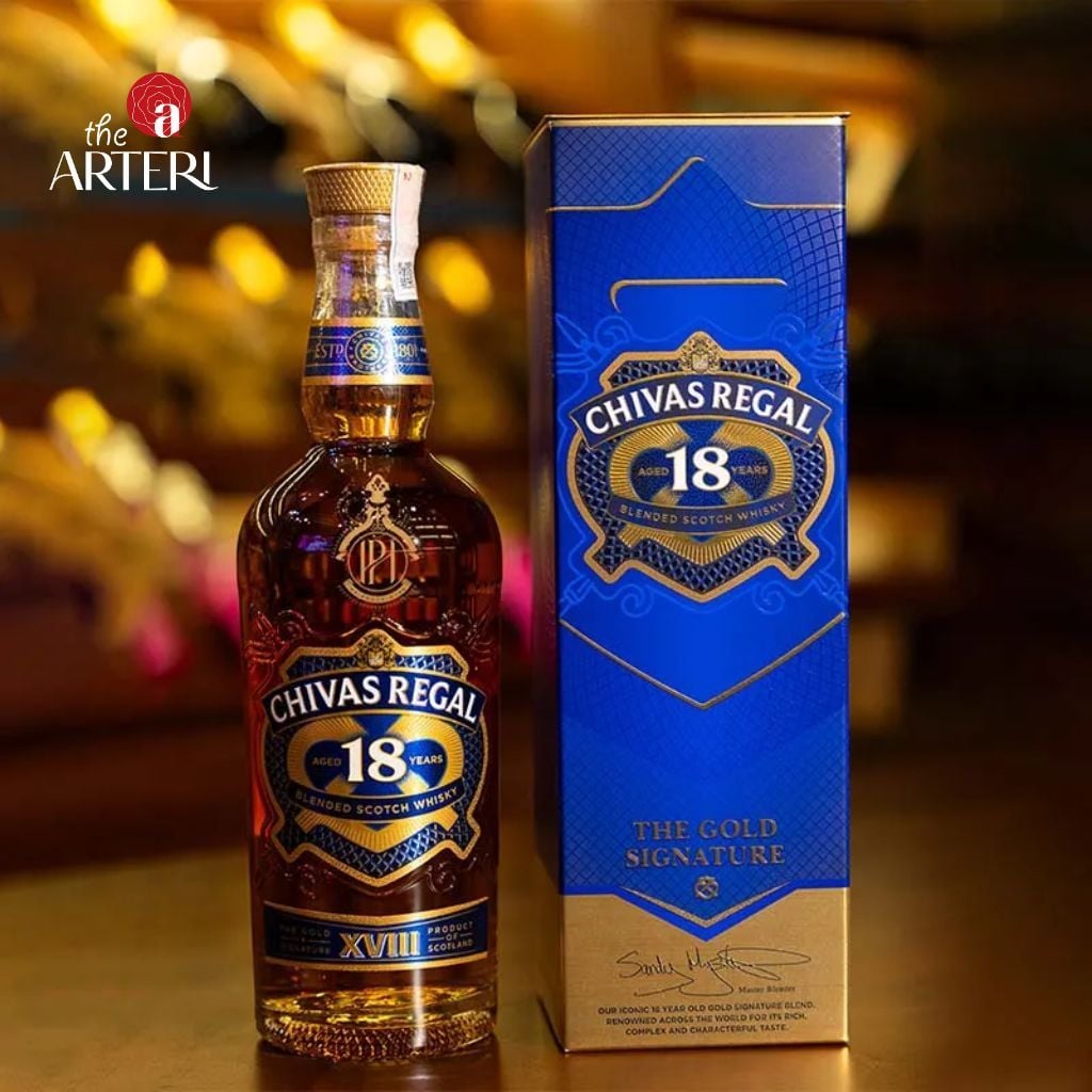 Rượu Whisky Chivas Regal 18 Gold Signature 40% 700ml