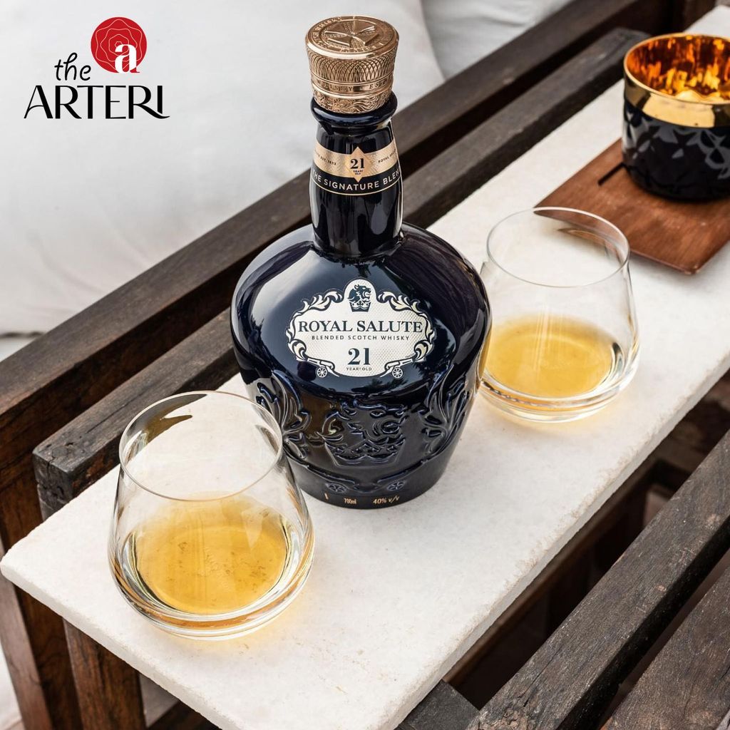 Rượu Whisky Chivas Regal 21 Royal Salute (40%) 700ML