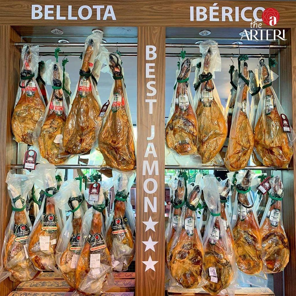 Đùi Sau Heo Muối Iberico Cebo 24 Tháng Có Xương DeRaza