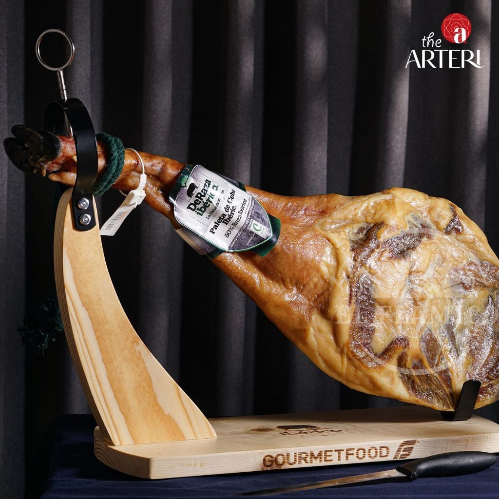 Đùi Trước Heo Muối Iberico Cebo 24 Tháng Có Xương DeRaza