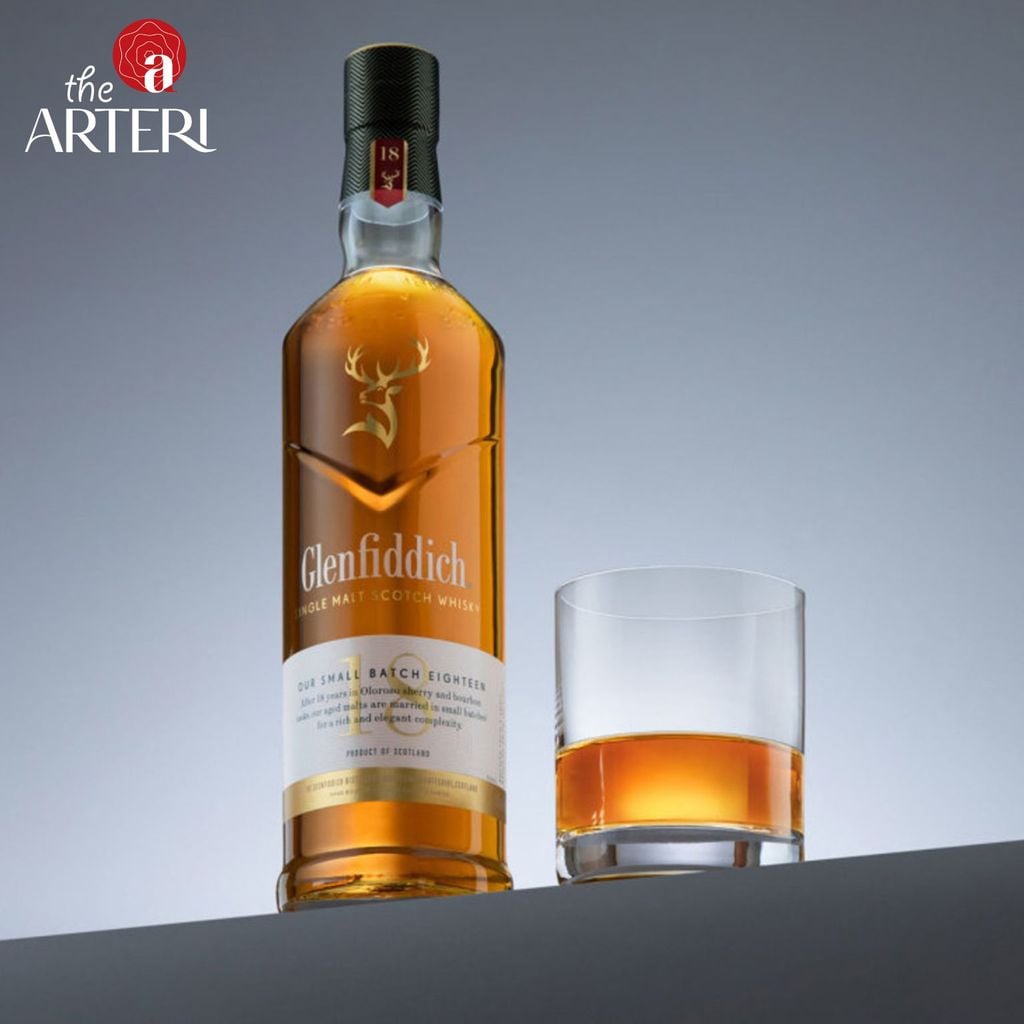 Rượu Whisky Glenfiddich 18YO 40% 700ml