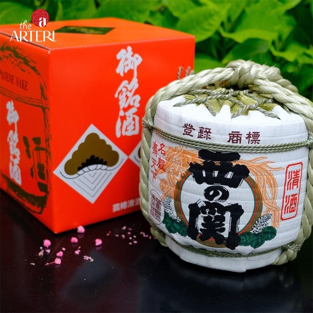 Rượu Sake Nishino Seki Hana Barrel Bình Cói 1800ml