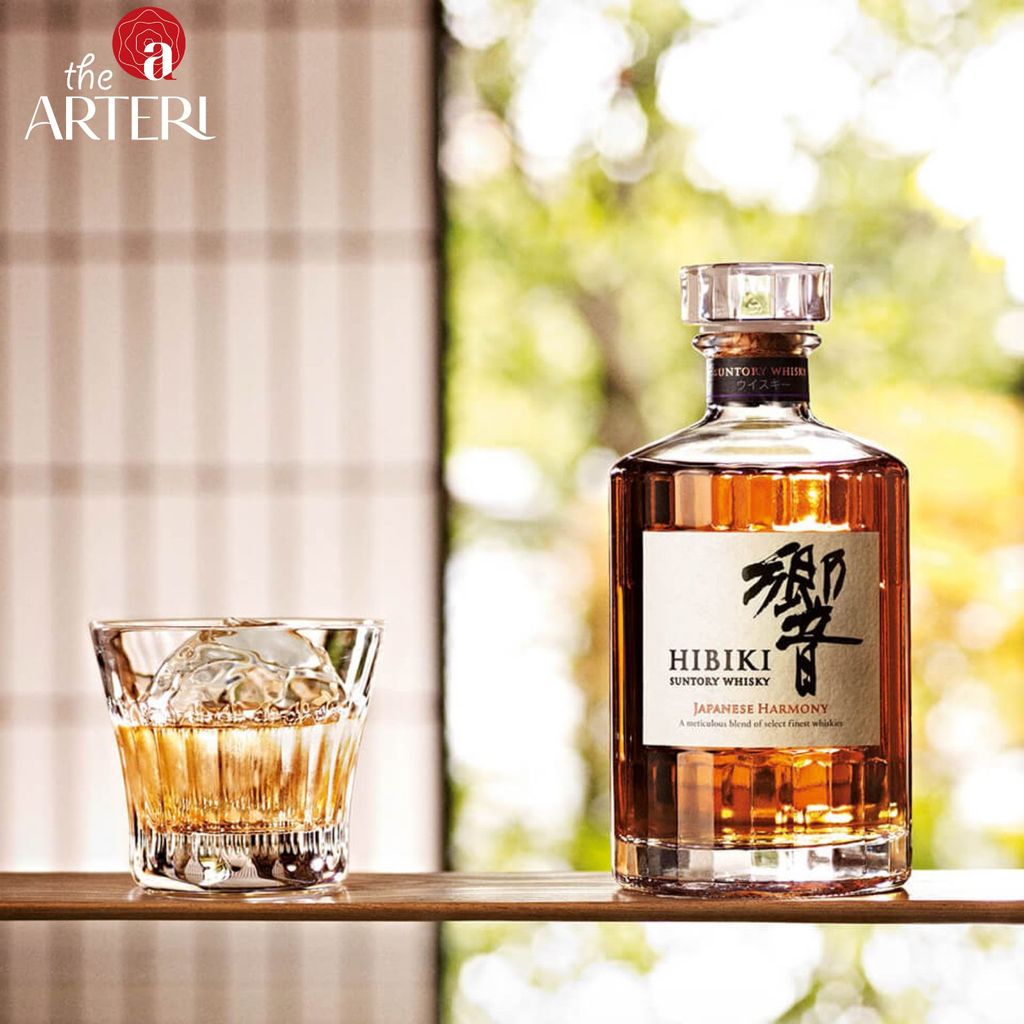 Rượu Whisky Nhật Hibiki Suntory Japanese Harmony 43% 700ml