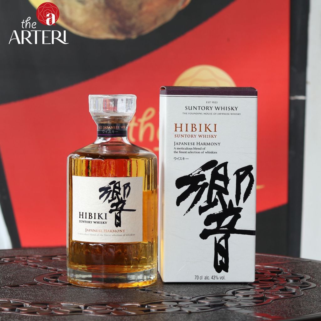 Rượu Whisky Nhật Hibiki Suntory Japanese Harmony 43% 700ml