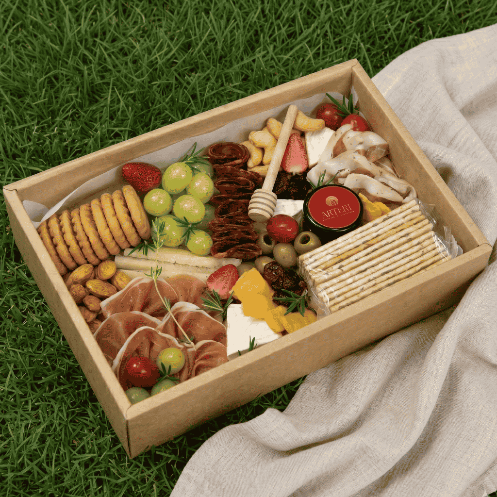 Happy Charcuterie Board - Cold Cuts Chuẩn Âu