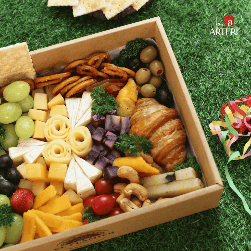 Grande Cheese Charcuterie Board - Cold Cuts Cheese Only