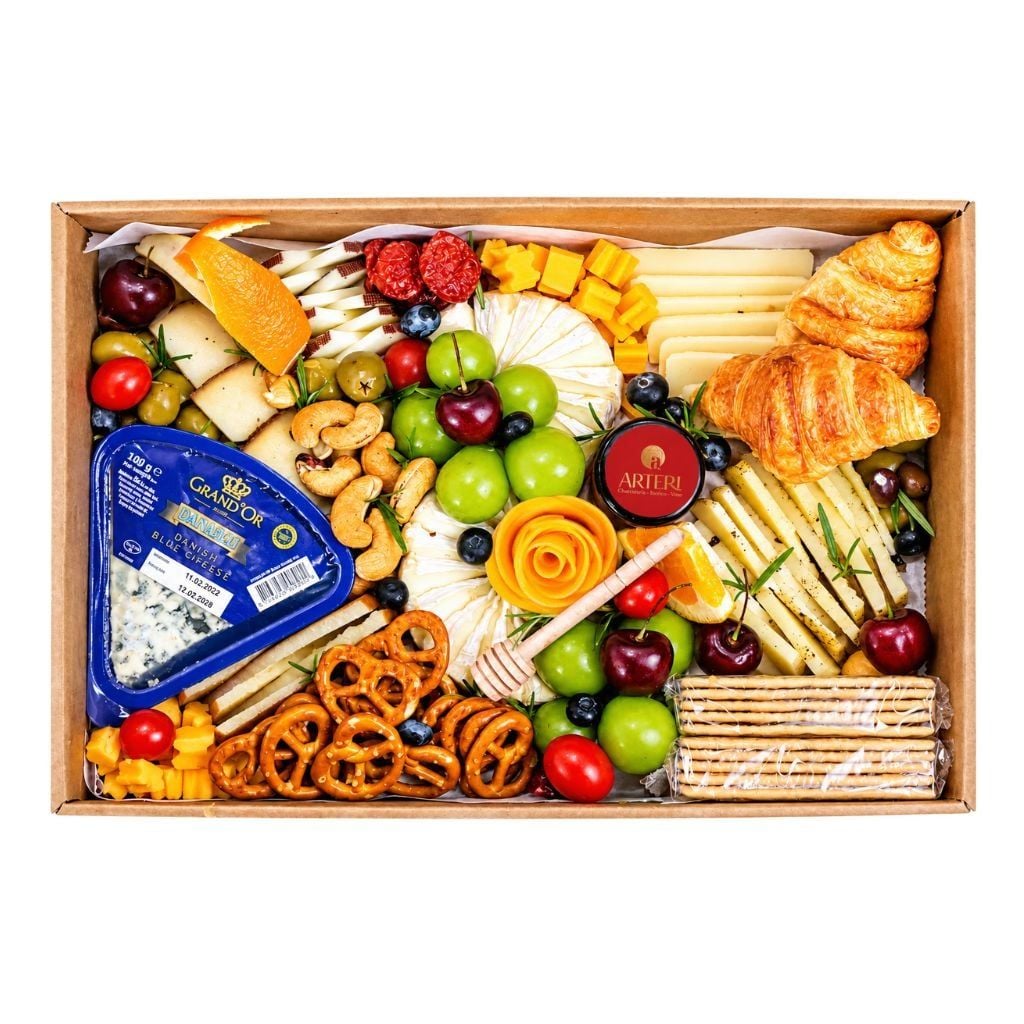 Majestic Cheese Charcuterie Board – Khay Phô Mai Chuẩn Âu
