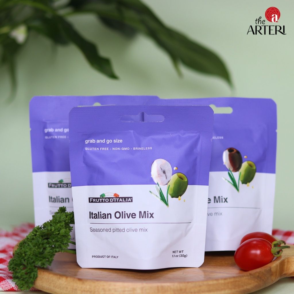 Trái Oliu Tách Hạt Hỗn Hợp Có Gia Vị Madama Oliva 30g Doypack dạng túi tiện lợi