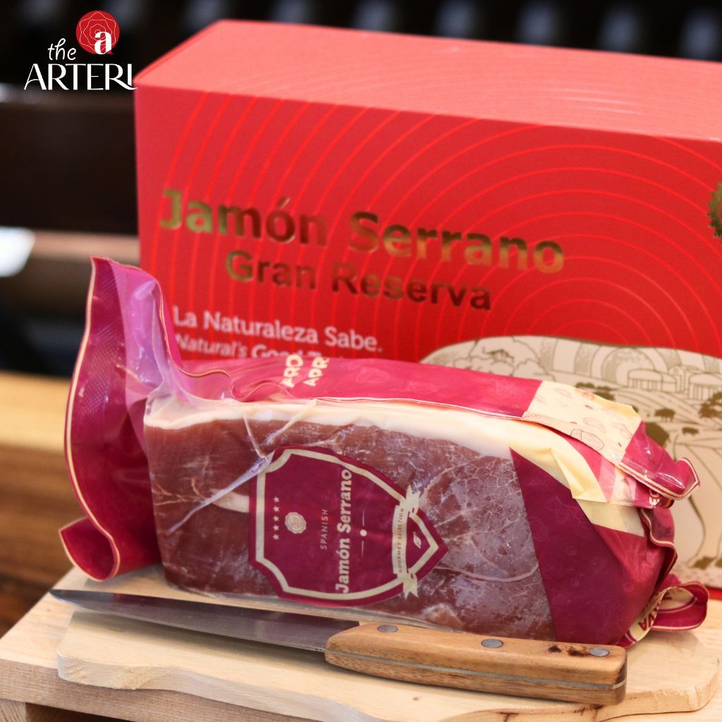 Hộp Quà 1kg Đùi Sau Heo Muối Serrano Gran Reserva Không Xương 18 Tháng Montesano