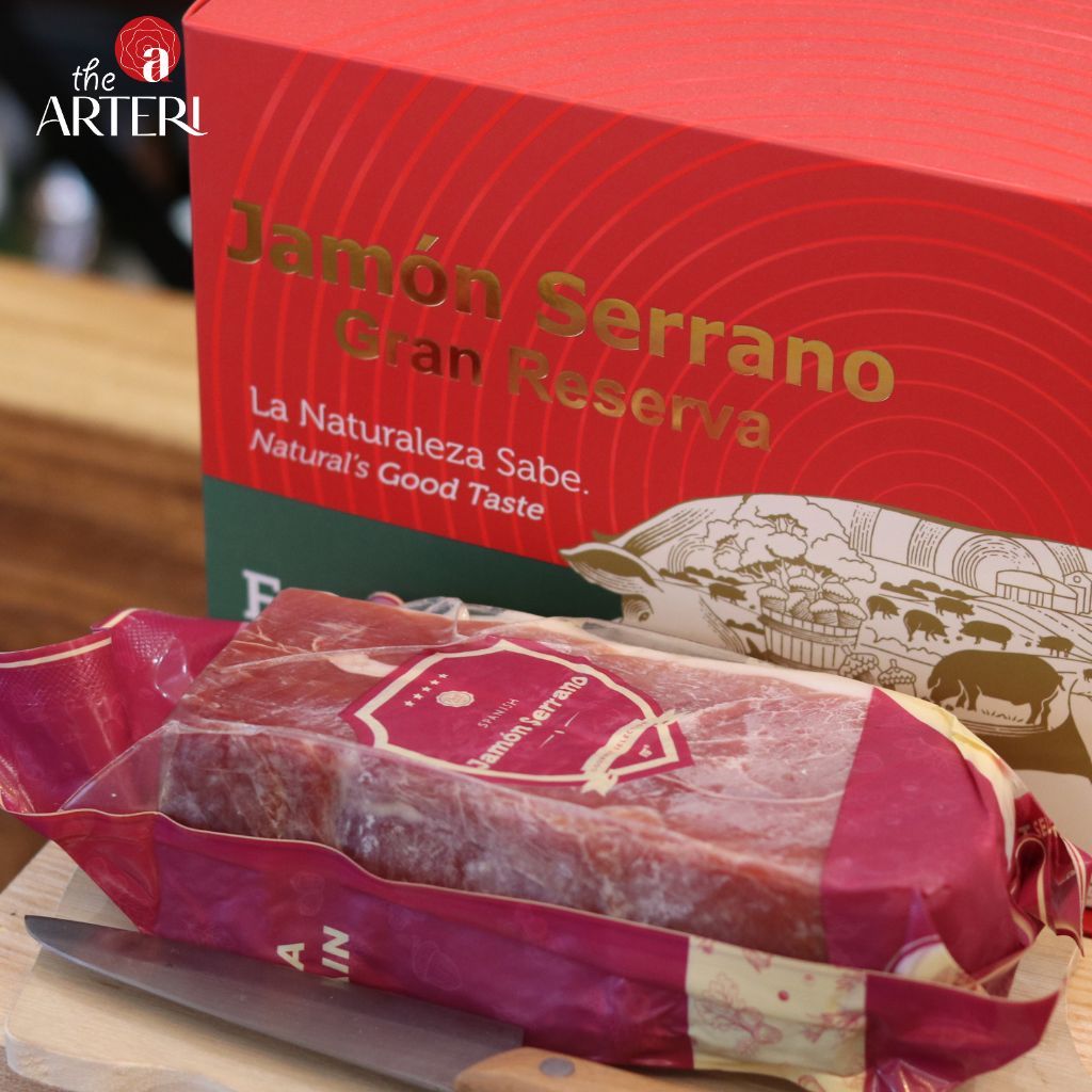 Hộp Quà 1kg Đùi Sau Heo Muối Serrano Gran Reserva Không Xương 18 Tháng Montesano