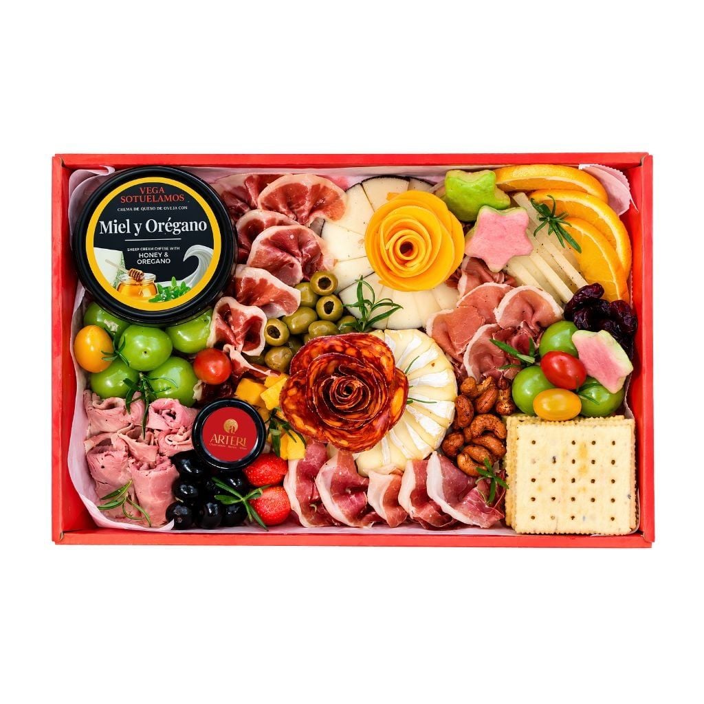 The Feast Charcuterie Board - Cold Cuts Chuẩn Âu