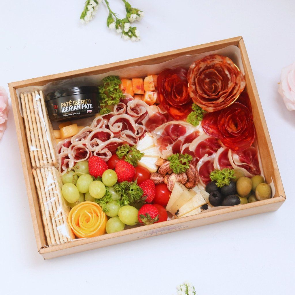 Iberico Bellota Charcuterie Board - Cold Cuts Chuẩn Âu Thượng Hạng