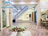 Bán Nhà Quận 7 Sát Quận 4 Ngang 7m Cực Hiếm Full Nội Thất