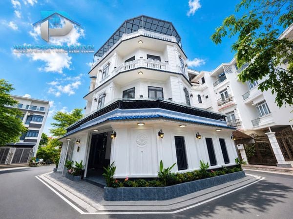 Bán Nhà Góc 2 Mặt Tiền Ngang 7.5m KDC Petechim Nhà Bè Gần Quận 7