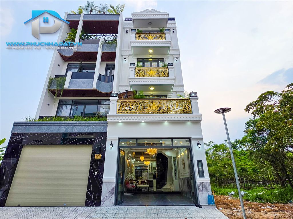 Bán Nhà Phố Quận 7 Có Thang Máy Hiện Đại Vị Trí Vàng Cạnh Phú Mỹ Hưng